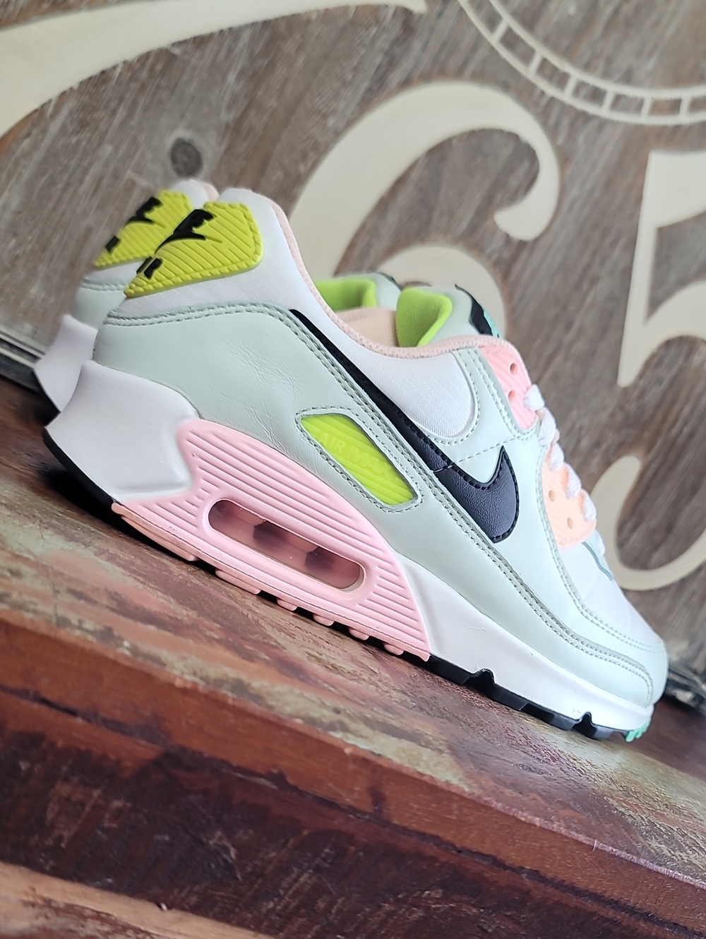 🔥🔥 Nike Wmns Air Max 90 'Easter' Wmns 8 Good/like New. Fast Shipping - Picture 13 of 16